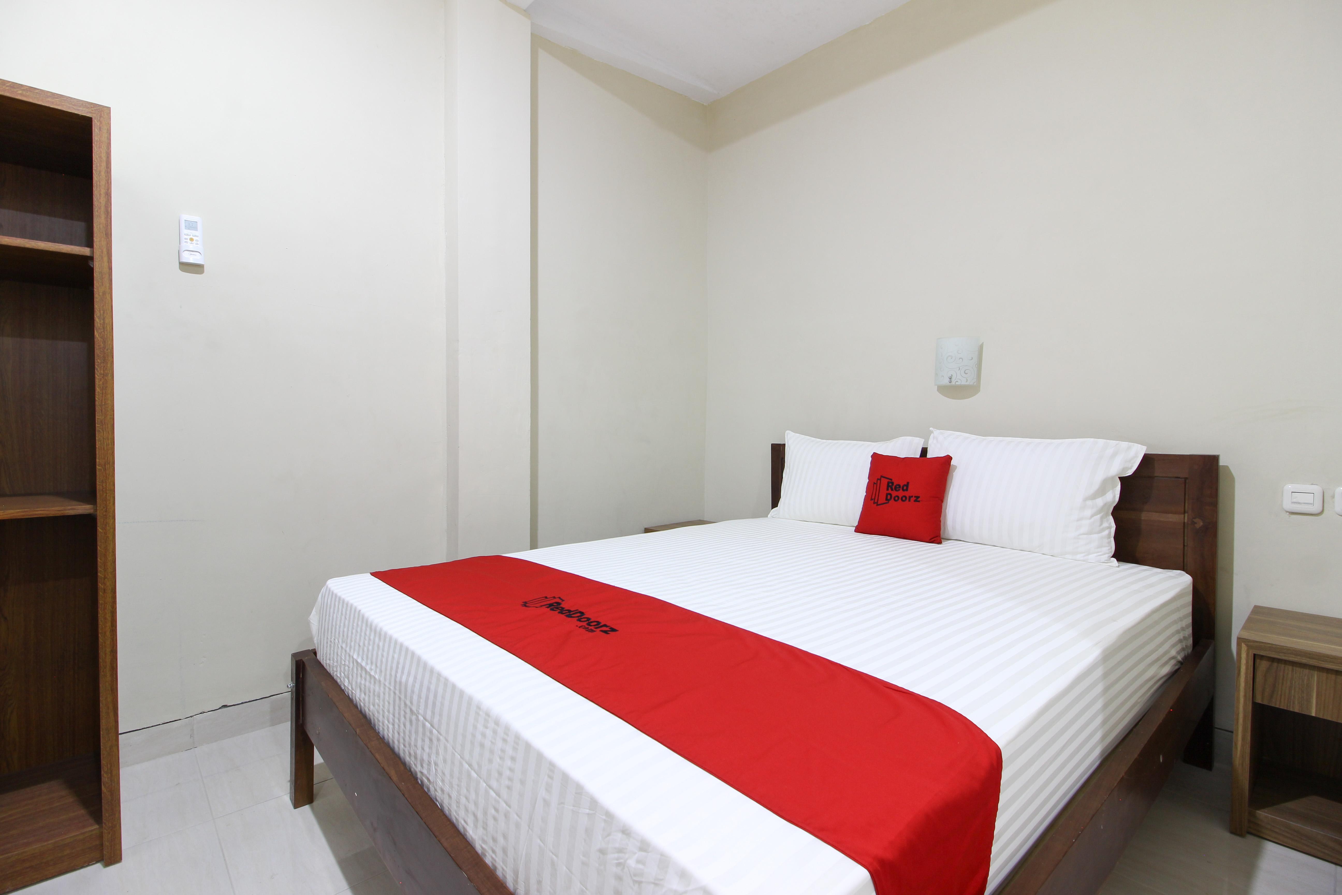 Hotel Reddoorz Near Jogja Kembali Monument 3 Kalasan Exterior foto